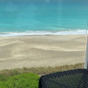 Meet your Posher, Carolayn